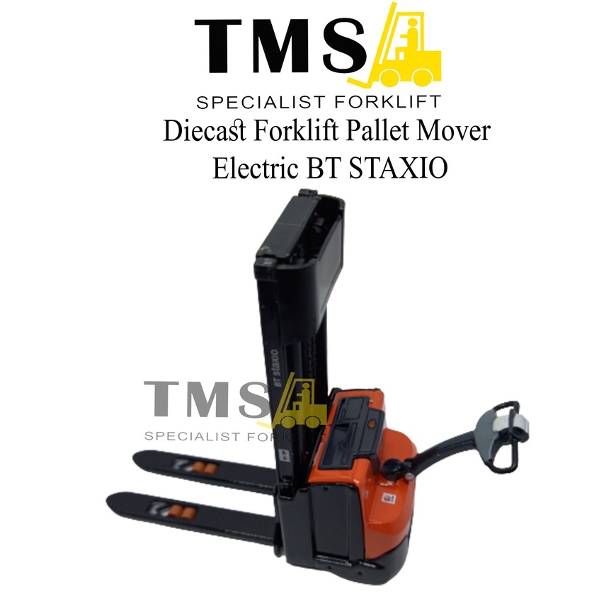 Diecast Toys Dumy 1/24 Forklift Pallet Mover Electric BT STAXIO Pallet - Gambar 3